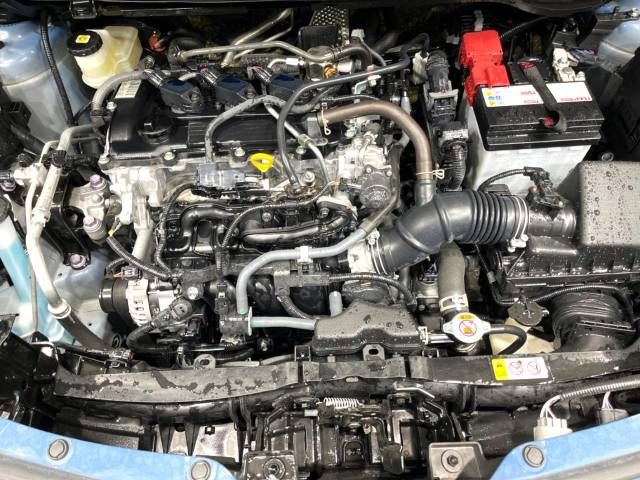 Toyota YARIS CROSS 2023-03 192651-18