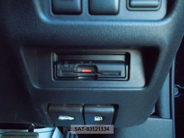 Nissan JUKE 2015-09 372530-13