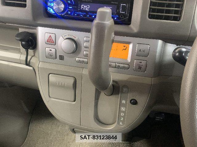 Suzuki EVERY WAGON 2011-05 234889-14