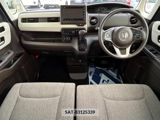 Honda N BOX 2021-04 256014-1