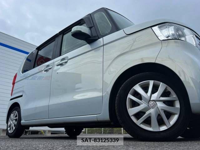 Honda N BOX 2021-04 256014-13