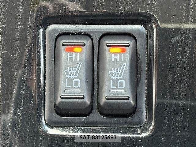 Mitsubishi OUTLANDER PHEV 2015-09 303545-8