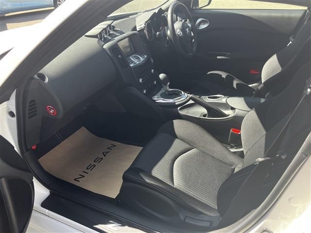 Nissan FAIRLADY Z 2021-12 23560-5