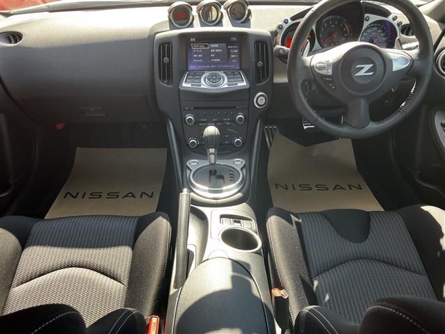 Nissan FAIRLADY Z 2021-12 23560-2