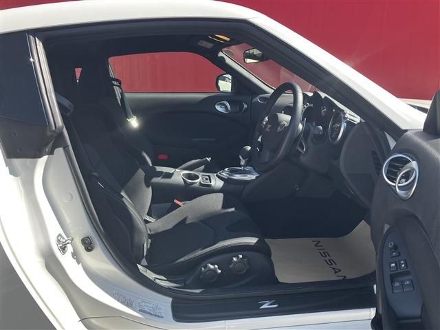 Nissan FAIRLADY Z 2021-12 23560-3