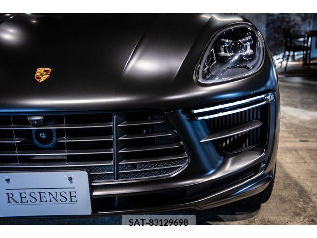 Porsche MACAN 2020-04 214428-12