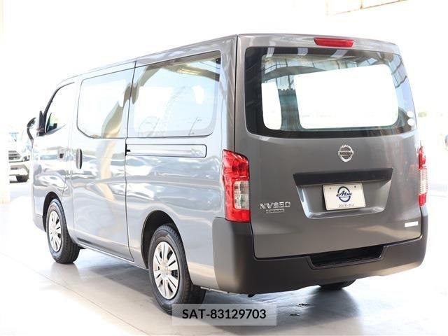 Nissan NV350 Caravan 2019-01 246942-19