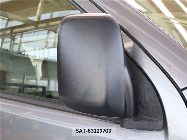 Nissan NV350 Caravan 2019-01 246942-25
