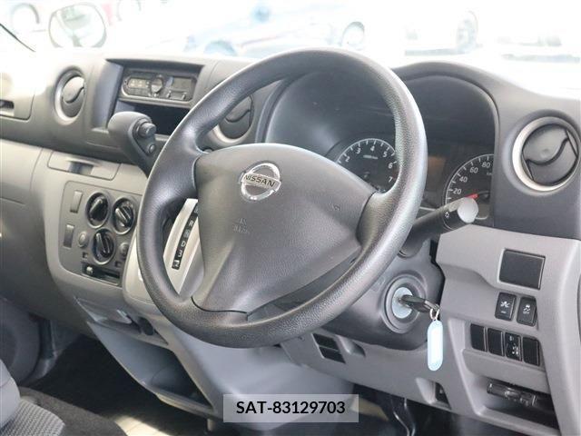 Nissan NV350 Caravan 2019-01 246942-1