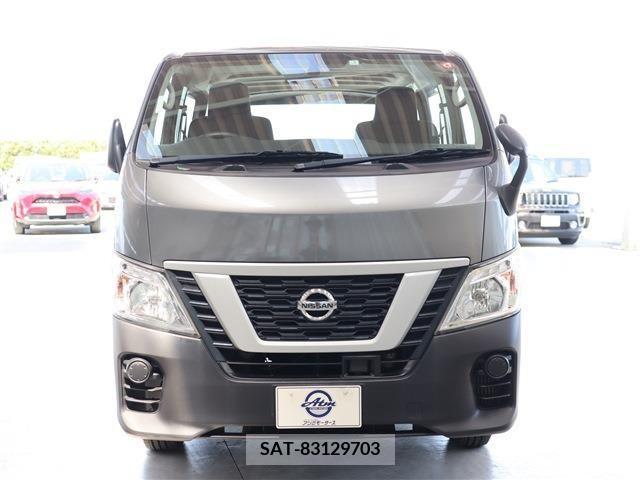 Nissan NV350 Caravan 2019-01 246942-16