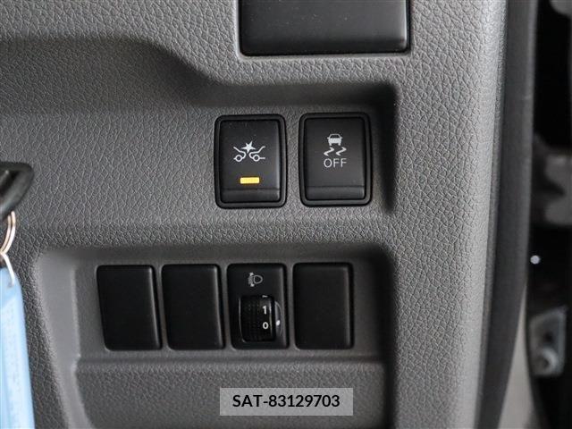 Nissan NV350 Caravan 2019-01 246942-8