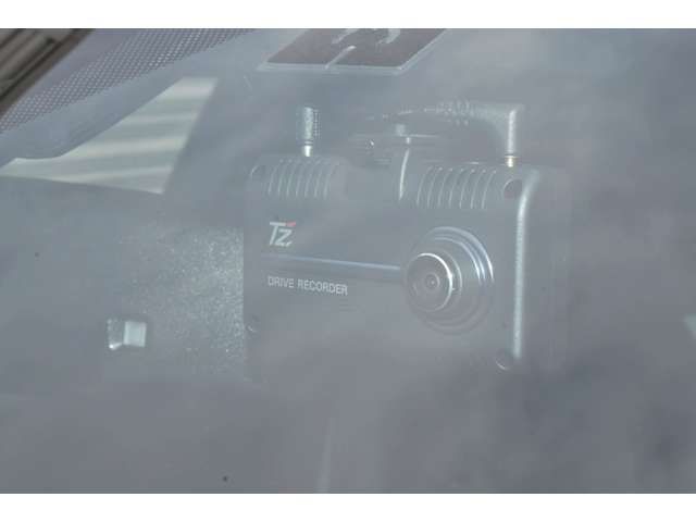 Toyota C-HR 2019-06 3176-7