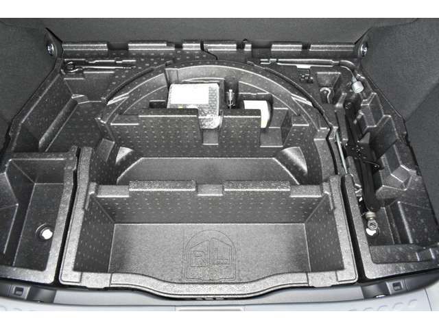 Toyota C-HR 2019-06 3176-13