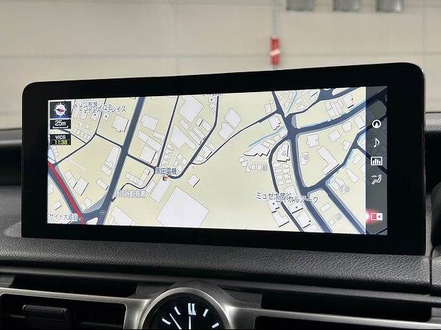Lexus IS 2021-01 187795-3