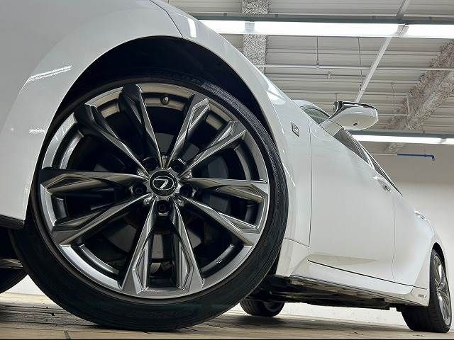 Lexus IS 2021-01 187795-18