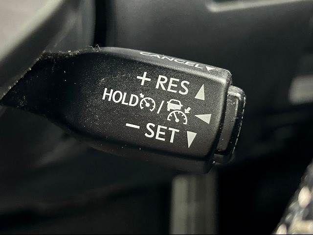 Lexus IS 2021-01 187795-6