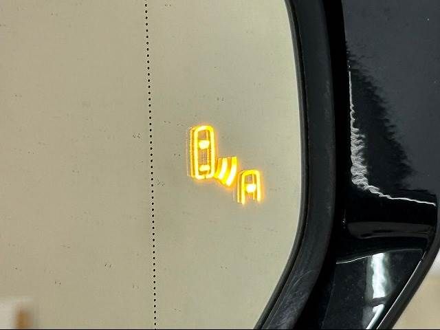 Lexus IS 2021-01 187795-5