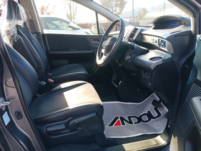 Honda FREED HYBRID 2015-08 194331-9
