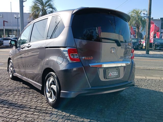 Honda FREED HYBRID 2015-08 194331-2