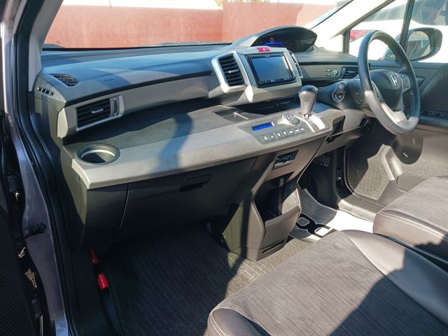 Honda FREED HYBRID 2015-08 194331-22