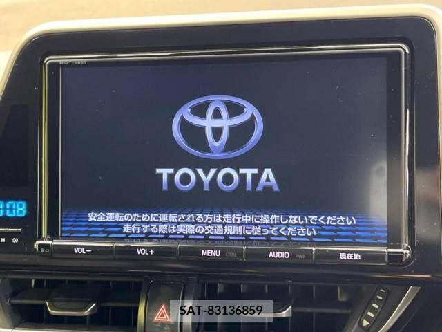 Toyota C-HR 2017-11 264084-2