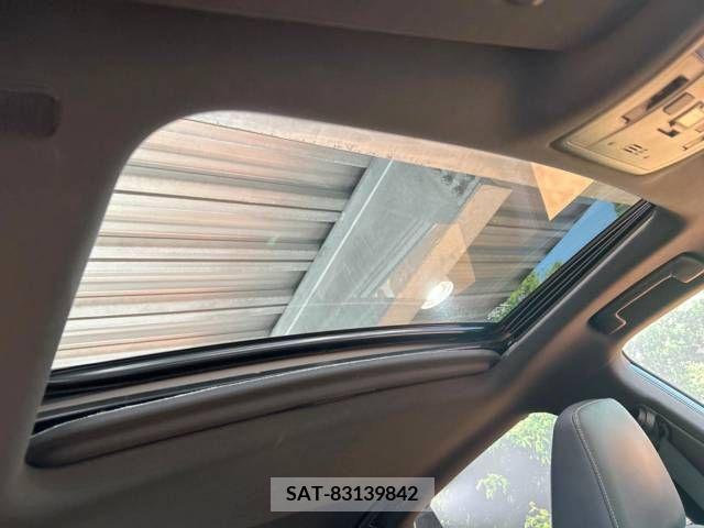 Lexus RX 2019-01 299718-2
