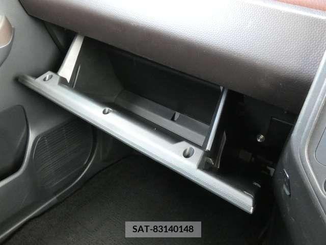 Toyota TANK 2017-01 286984-17