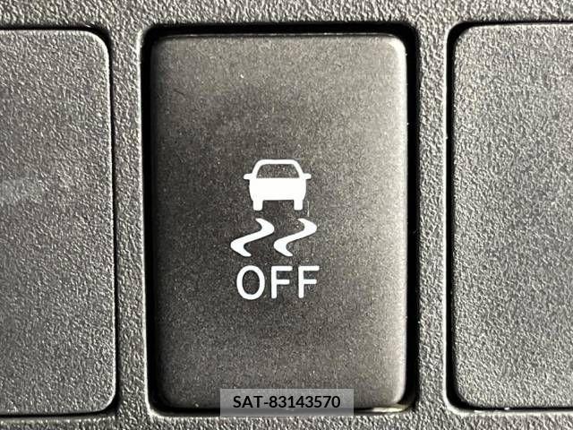 Daihatsu WAKE 2015-03 374374-7