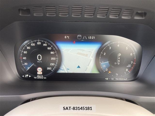 Volvo XC90 2018-02 320532-7