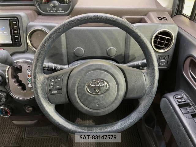 Toyota SPADE 2015-05 250657-11