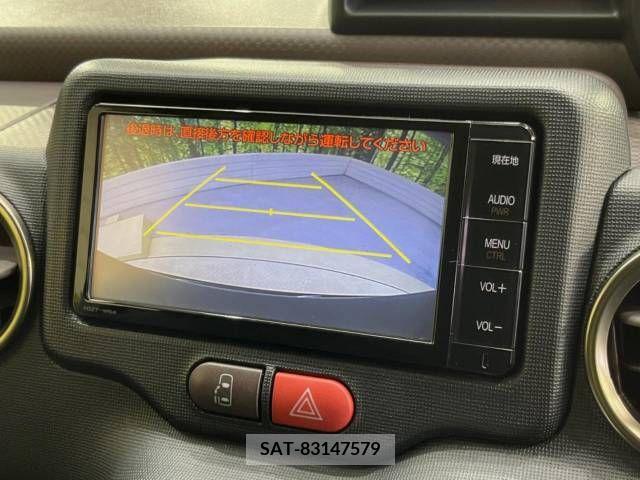 Toyota SPADE 2015-05 250657-5