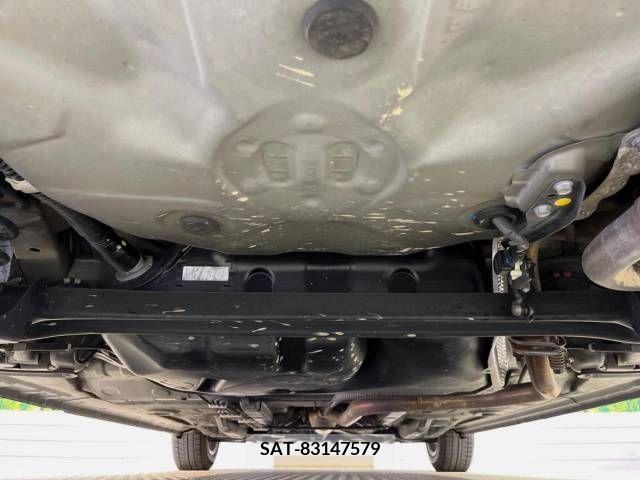 Toyota SPADE 2015-05 250657-19