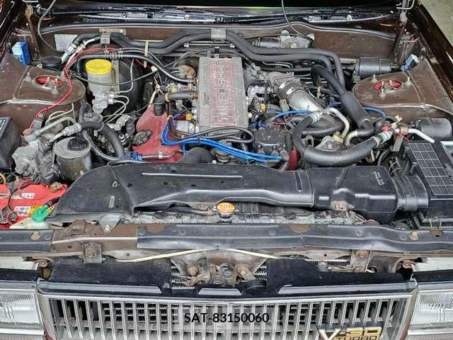 Nissan CEDRIC SEDAN 1986-04 200617-12