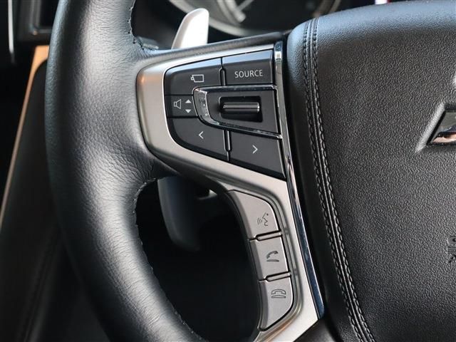 Mitsubishi DELICA D5 2023-01 192422-21