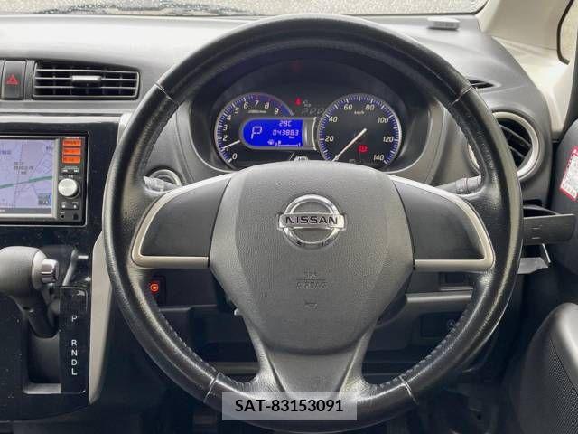Nissan DAYZ 2013-10 396318-13