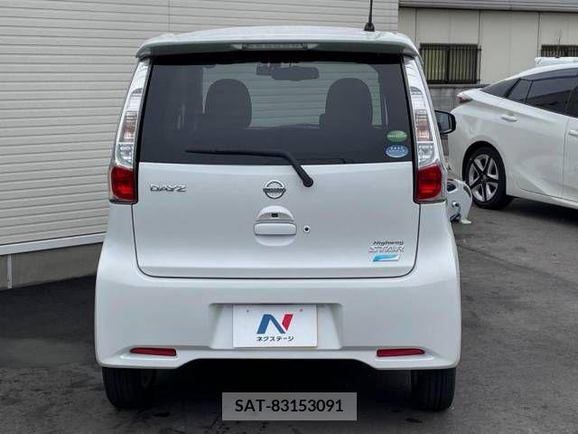 Nissan DAYZ 2013-10 396318-18