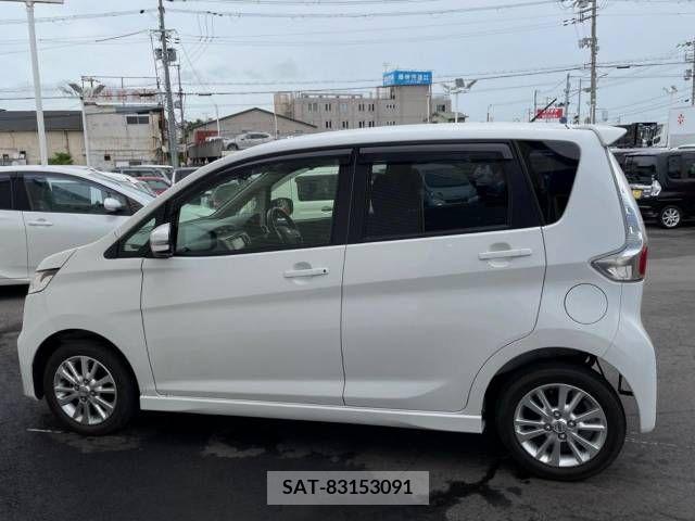 Nissan DAYZ 2013-10 396318-17