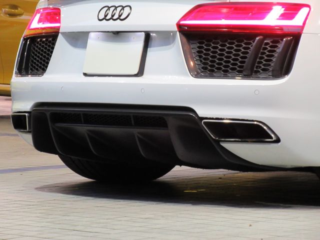 Audi R8 2017-08 10041-25