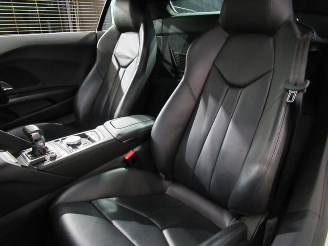 Audi R8 2017-08 10041-5