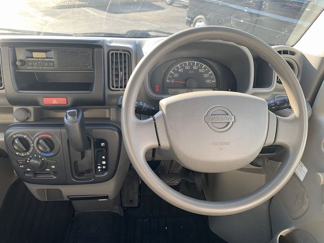 Nissan CLIPPER 2017-01 15990-16