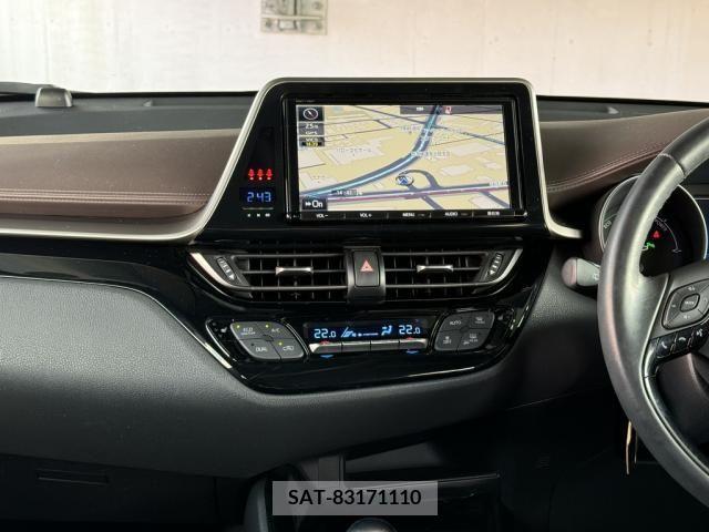 Toyota C-HR 2016-12 298994-17