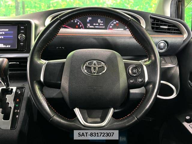 Toyota SIENTA 2018-02 348330-12