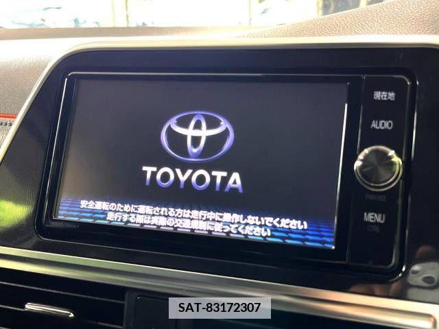 Toyota SIENTA 2018-02 348330-2
