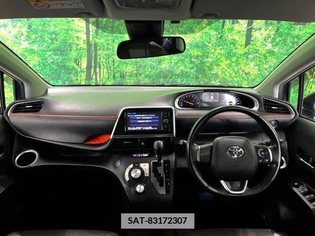 Toyota SIENTA 2018-02 348330-1