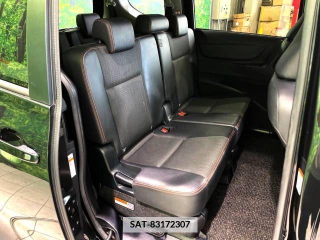 Toyota SIENTA 2018-02 348330-9