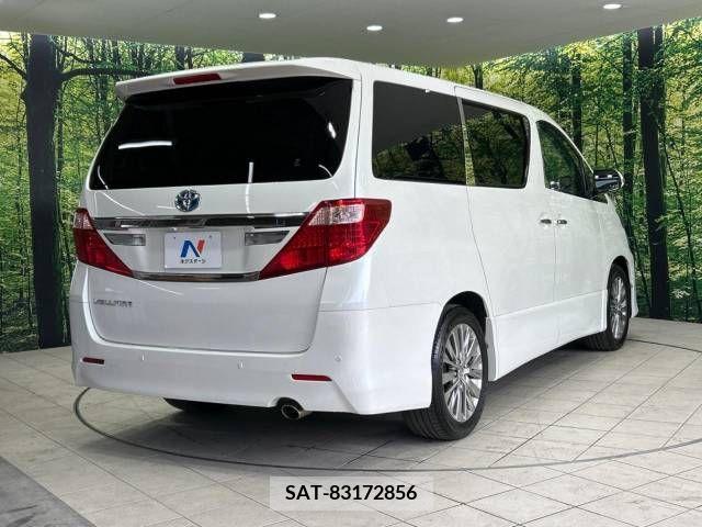 Toyota VELLFIRE 2013-07 369768-17