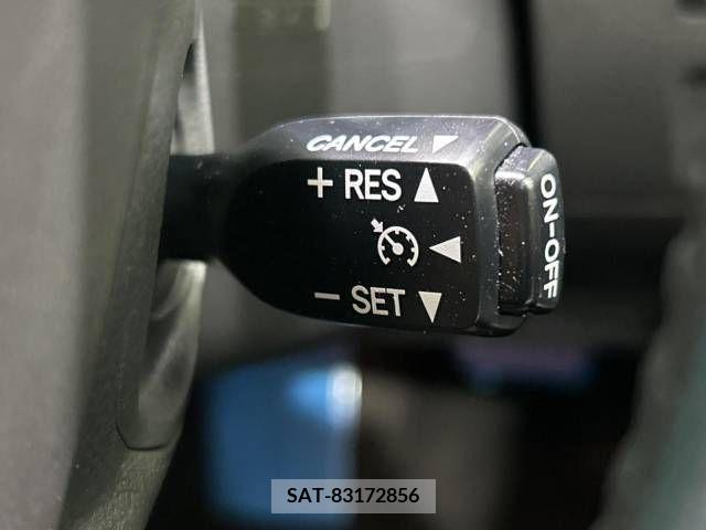 Toyota VELLFIRE 2013-07 369768-6