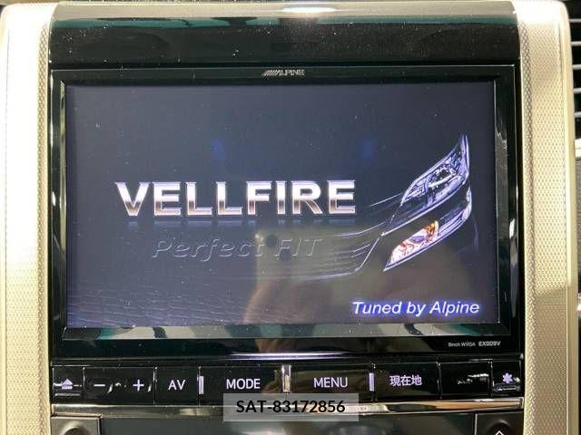 Toyota VELLFIRE 2013-07 369768-3