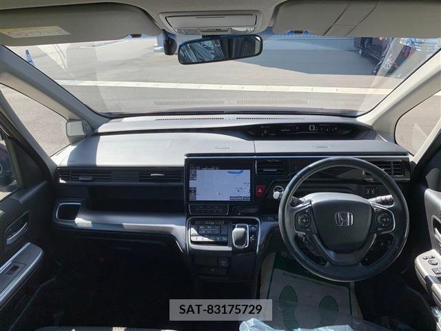 Honda e 2020-06 374852-21