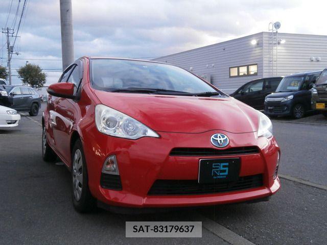 Toyota AQUA 2013-09 203175-0